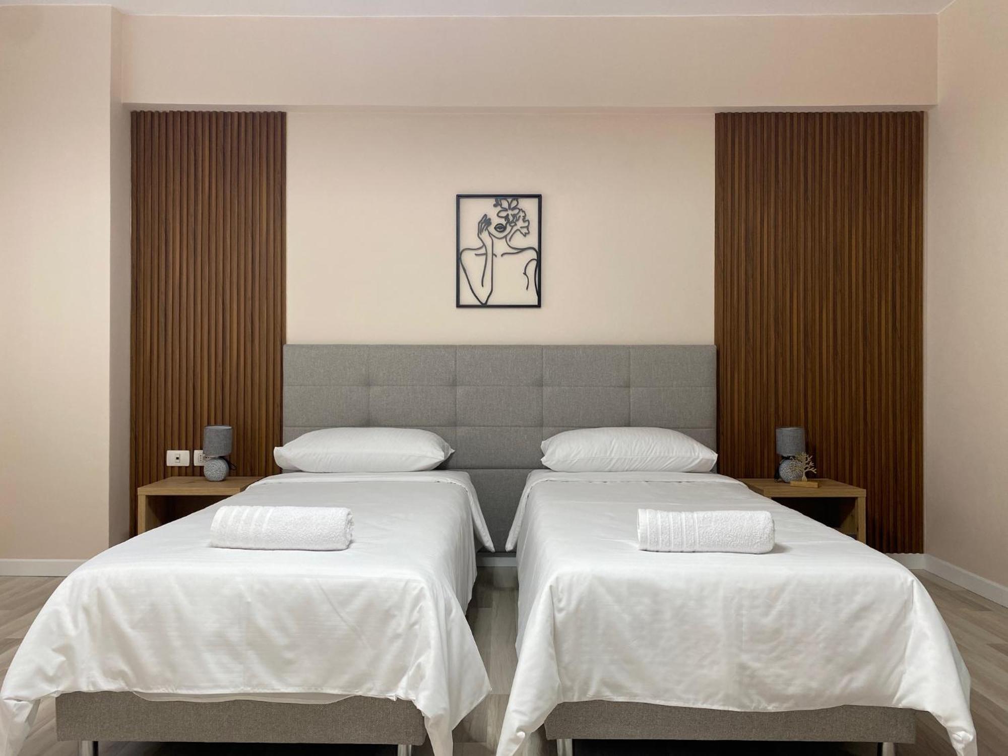 Central Cozy Apartment ติรานา ภายนอก รูปภาพ